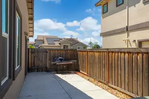 761 Razorbill St, Vacaville, CA 95688 - Photo 27