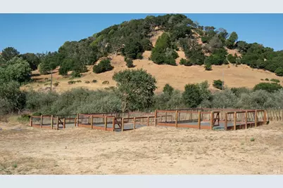 3777 Vineyard Road, Novato, CA 94947 - Photo 31