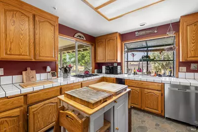 4043 Norman Court, Vacaville, CA 95688 - Photo 11