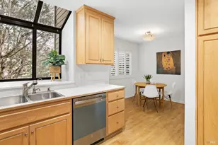 36 Eucalyptus Knoll St, Mill Valley, CA 94941 - Photo 3