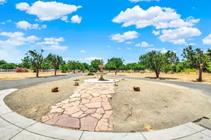 7630 Acacia Ln, Vacaville, CA 95688 - Photo 11