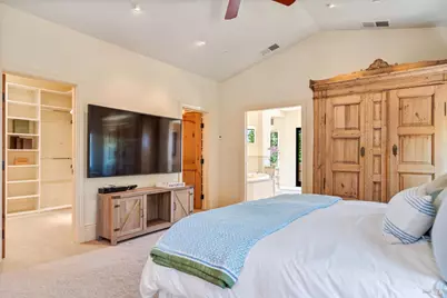 1315 W Dry Creek Road, Healdsburg, CA 95448 - Photo 23