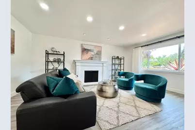 2300 W Park Avenue, Napa, CA 94558 - Photo 3