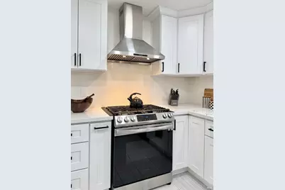 2300 W Park Avenue, Napa, CA 94558 - Photo 11