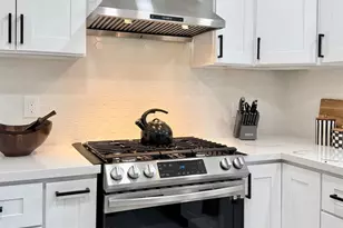 2300 W Park Ave, Napa, CA 94558 - Photo 11