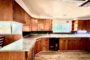 308 Coast St, Willits, CA 95490 - Photo 9