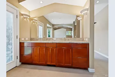 914 Santa Dorotea Circle, Rohnert Park, CA 94928 - Photo 25