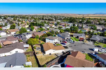 906 Trumpeter Court, Suisun City, CA 94585 - Photo 45