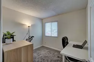 906 Trumpeter Ct, Suisun City, CA 94585 - Photo 19