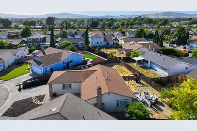 906 Trumpeter Court, Suisun City, CA 94585 - Photo 41