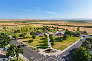 906 Trumpeter Ct, Suisun City, CA 94585 - Photo 55