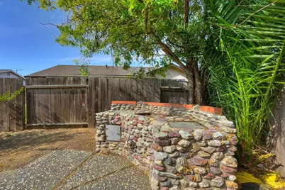 906 Trumpeter Court, Suisun City, CA 94585 - Photo 33