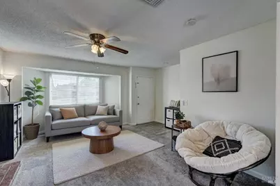 906 Trumpeter Court, Suisun City, CA 94585 - Photo 7