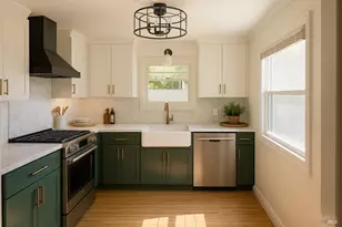 303 W 2nd St, Cloverdale, CA 95425 - Photo 5