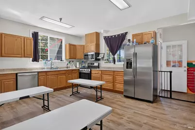 530 N Cloverdale Boulevard, Cloverdale, CA 95425 - Photo 9