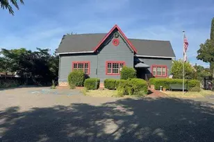 530 N Cloverdale Blvd, Cloverdale, CA 95425 - Photo 1