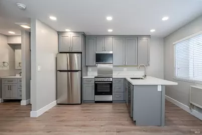 37 Pacheco Street, San Rafael, CA 94901 - Photo 3