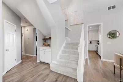 90 S Newport Drive, Napa, CA 94559 - Photo 9