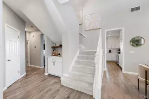 90 S Newport Dr, Napa, CA 94559 - Photo 9