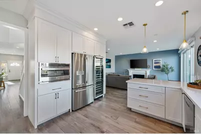 90 S Newport Drive, Napa, CA 94559 - Photo 27