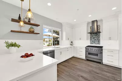 90 S Newport Drive, Napa, CA 94559 - Photo 15