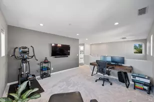 90 S Newport Dr, Napa, CA 94559 - Photo 35