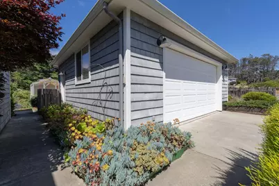 46740 Iversen Lane, Gualala, CA 95445 - Photo 15