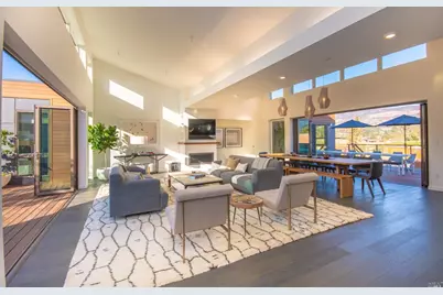 1090 1st Avenue #B, Napa, CA 94558 - Photo 7