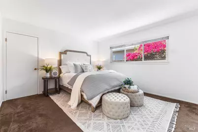 70 San Carlos Way, Novato, CA 94945 - Photo 25