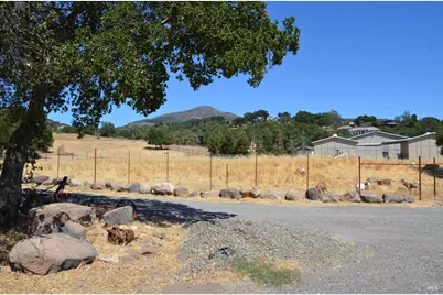2186 Monticello Road, Napa, CA 94558 - Photo 13
