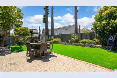 1711 Capistrano Drive, Petaluma, CA 94954 - Photo 33