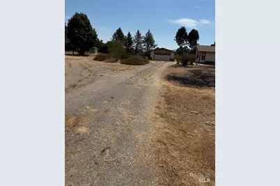 22751 Oak Lane, Covelo, CA 95428 - Photo 9