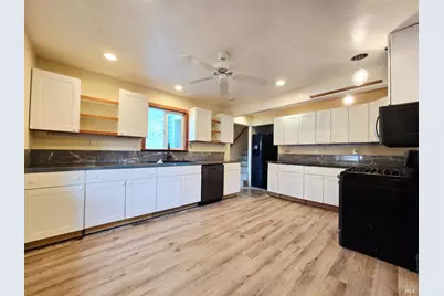 10091 Main Street, Potter Valley, CA 95469 - Photo 5