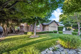 19450 Mountain Meadow, Hidden Valley Lake, CA 95467 - Photo 25