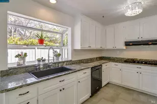 28 Shoal Dr, Vallejo, CA 94591 - Photo 15