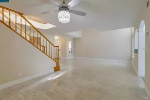 28 Shoal Dr, Vallejo, CA 94591 - Photo 9