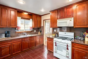 66 Murdock St, Richmond, CA 94804 - Photo 9