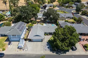 185 Salinas Dr, Vacaville, CA 95688 - Photo 33