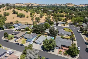 185 Salinas Dr, Vacaville, CA 95688 - Photo 35