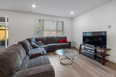 1328 Horizon Circle, Fairfield, CA 94533 - Photo 17