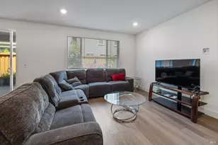 1328 Horizon Cir, Fairfield, CA 94533 - Photo 17