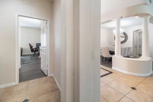 4859 Ridge Point Way, Jurupa Valley, CA 92509 - Photo 27