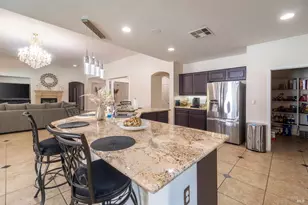 4859 Ridge Point Way, Jurupa Valley, CA 92509 - Photo 9