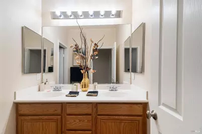 4859 Ridge Point Way, Jurupa Valley, CA 92509 - Photo 23