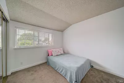 128 Newcastle Drive, Vallejo, CA 94591 - Photo 23