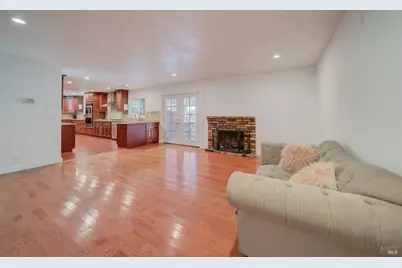 128 Newcastle Drive, Vallejo, CA 94591 - Photo 7