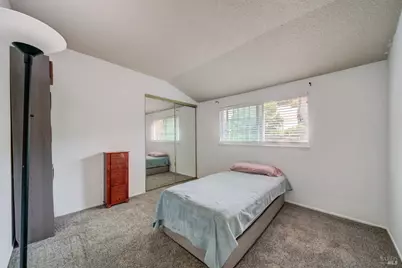 128 Newcastle Drive, Vallejo, CA 94591 - Photo 27