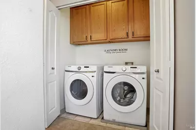 2438 Sheldon Drive, Fairfield, CA 94533 - Photo 21