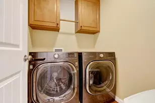 180 Healdsburg Ave, Cloverdale, CA 95425 - Photo 31