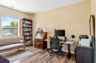 180 Healdsburg Ave, Cloverdale, CA 95425 - Photo 23